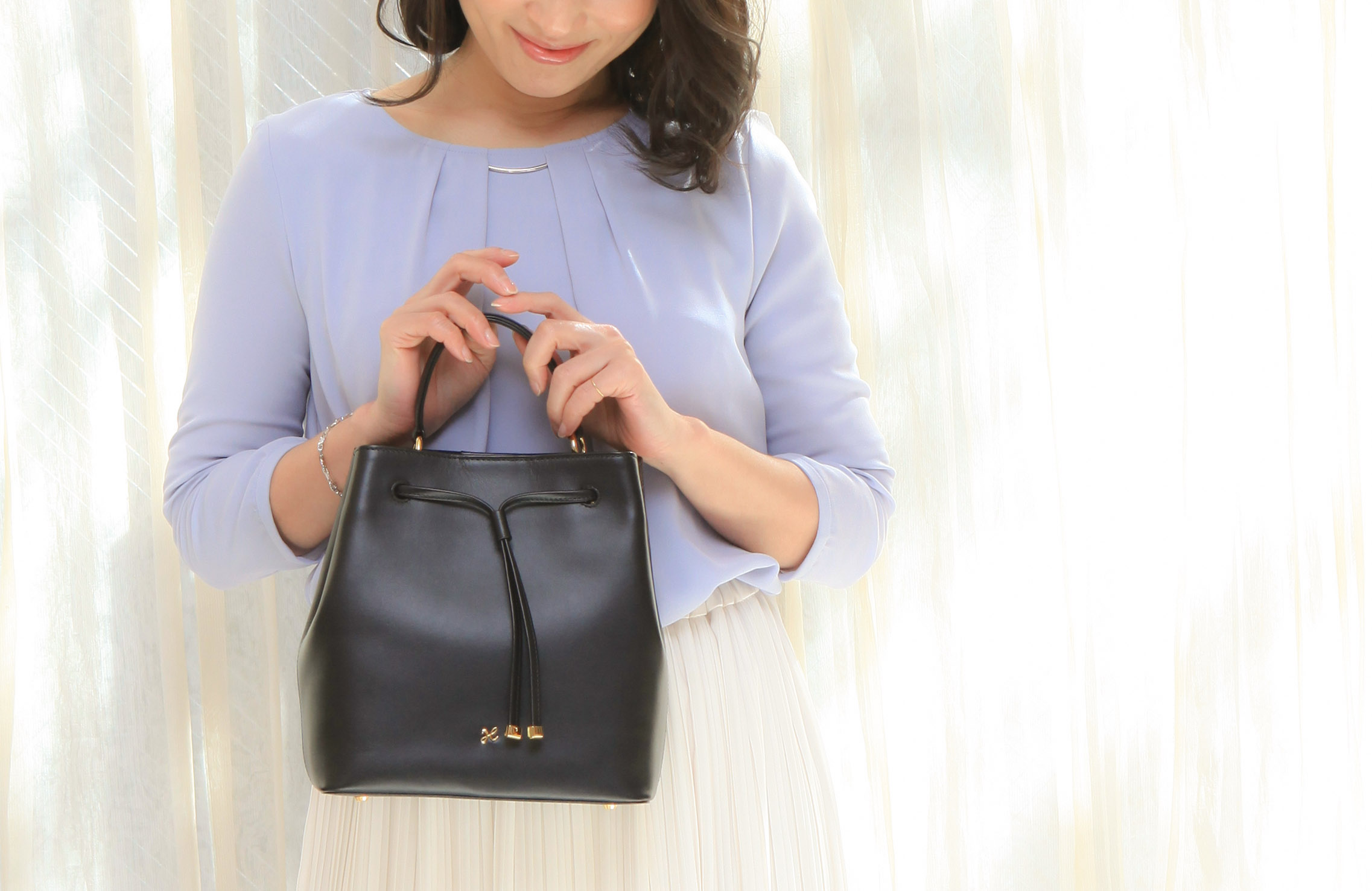 人気ブランドのおすすめのハンドバッグは傳濱野はんどばっぐのリニエ