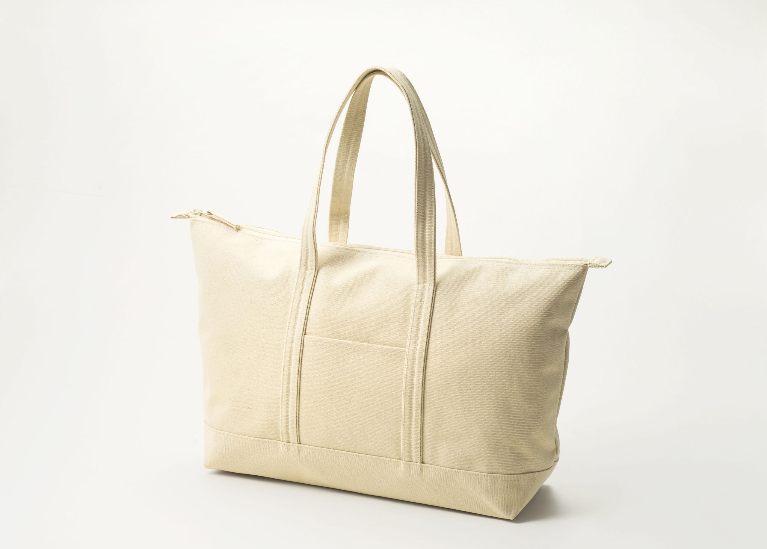 レディースの帆布（キャンバス）バッグはシンプルなデザインが定番で人気です
